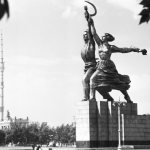 The author of the unique sculpture was the architect Boris Iofan / Photo: zhenskij.mirtesen.ru