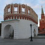 Кутафья башня и Кремль фото