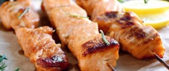 Salmon shish kebab: recipes for marinades, how to cook on a grill or fire