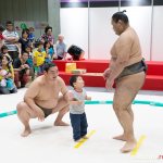 Соревнования по борьбе сумо для малышей